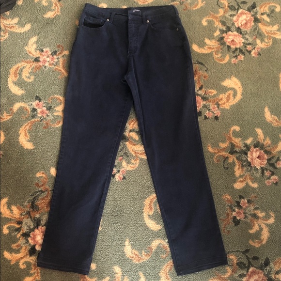 Basic Editions Pants - Basic Editions Woman’s Dark Blue Pants
Size 8